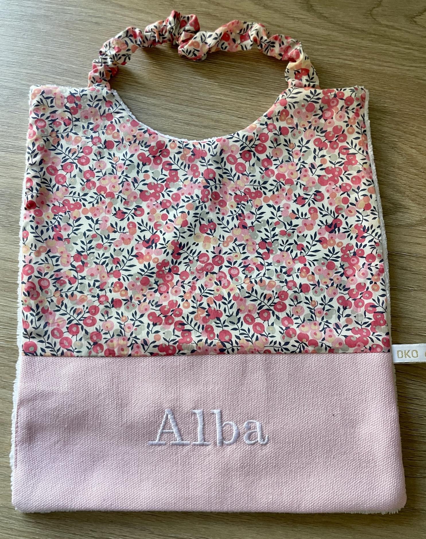 bavoir élastique maternelle personnalisable